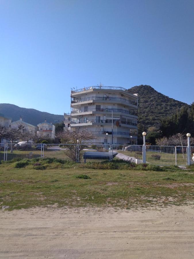 Aegean Seabreeze Apartment Nea Iraklitsa Ngoại thất bức ảnh